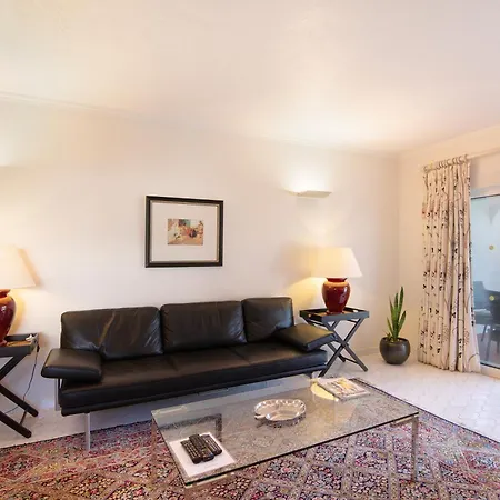 Apartment Bia