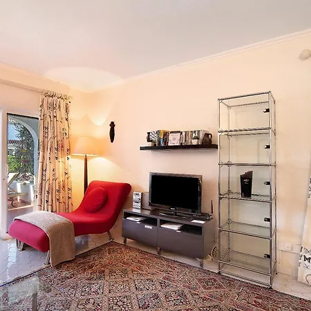 Apartment Bia